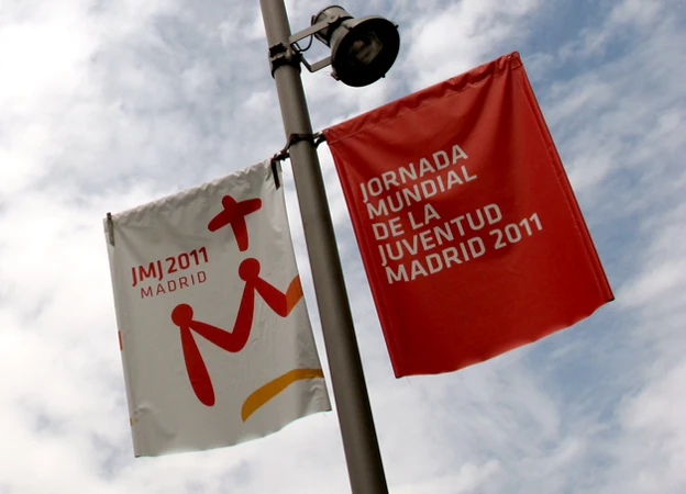 Banderola de la Jornada Mundial de la Juventud de Madrid 2011