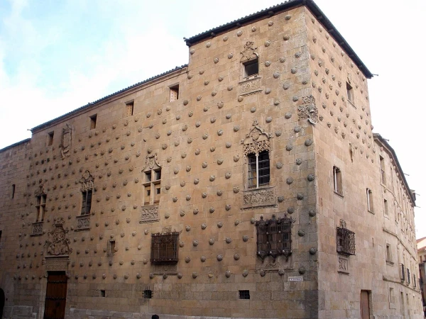 Casa de las Conchas en la Ciudad Vieja de Salamanca