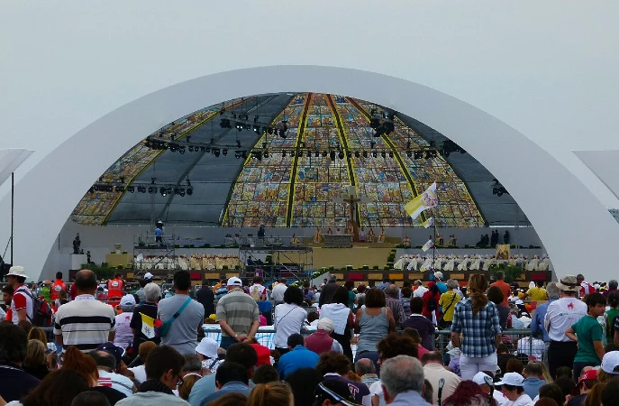 Misa de Benedicto XVI durante el VII Encuentro Mundial de las Familias Milán 2012